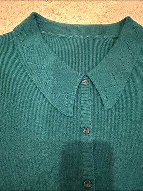 Women's Green Collared Button-Up Sweater